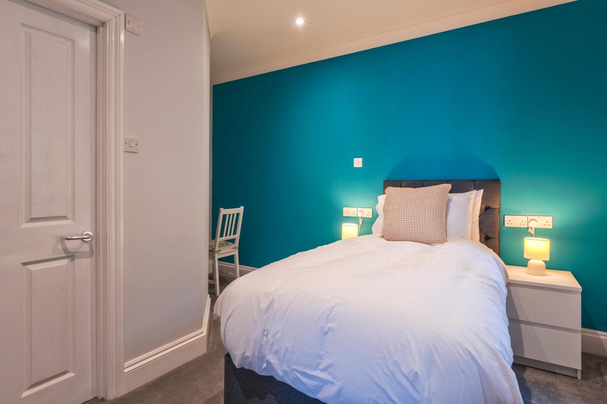 Fieldhead Hotel, Hotel 4*