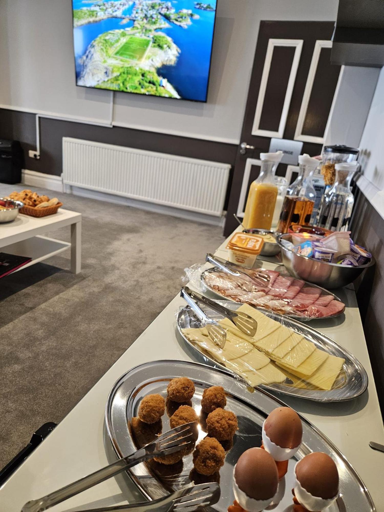 Hotel Fieldhead Hotel, 4*